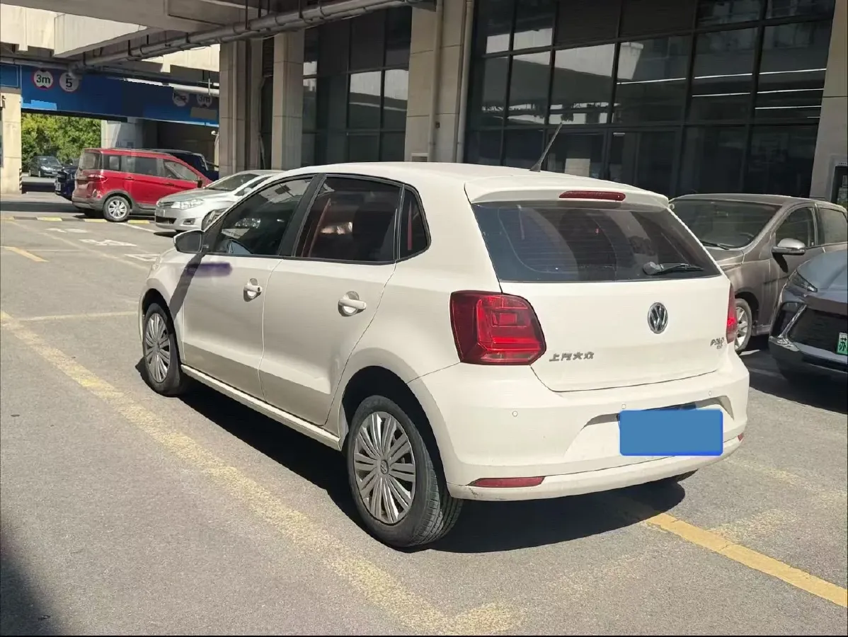 2016 Volkswagen Polo 1.6L 110HP L4 6AT,autocango,china used car exporter,china ev exporter,chinese used car exporter,chinese used ev exporter