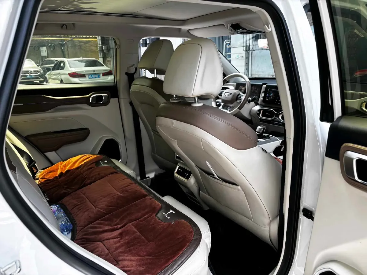 2020 Geely ICON 1.5T 177HP L3 7DCT,autocango,china used car exporter,china ev exporter,chinese used car exporter,chinese used ev exporter