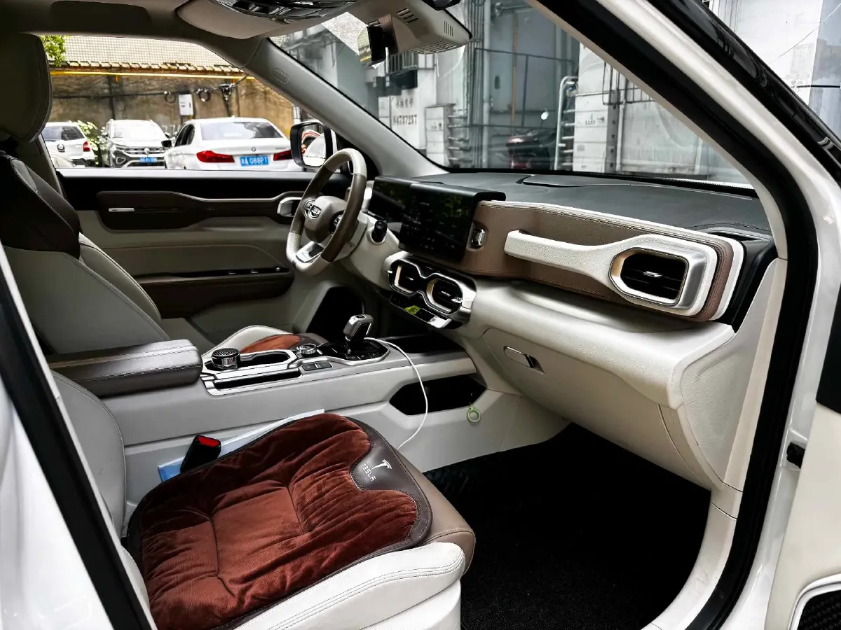 2020 Geely ICON 1.5T 177HP L3 7DCT,autocango,china used car exporter,china ev exporter,chinese used car exporter,chinese used ev exporter