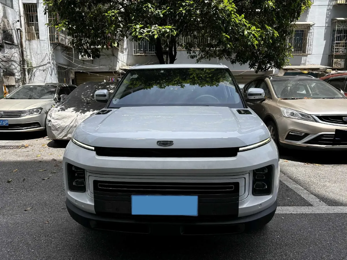 2020 Geely ICON 1.5T 177HP L3 7DCT,autocango,china used car exporter,china ev exporter,chinese used car exporter,chinese used ev exporter