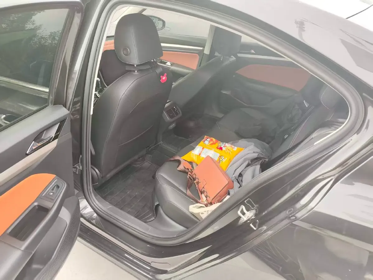 2023 Volkswagen Bora 1.2T 116HP L4 7DCT,autocango,china used car exporter,china ev exporter,chinese used car exporter,chinese used ev exporter