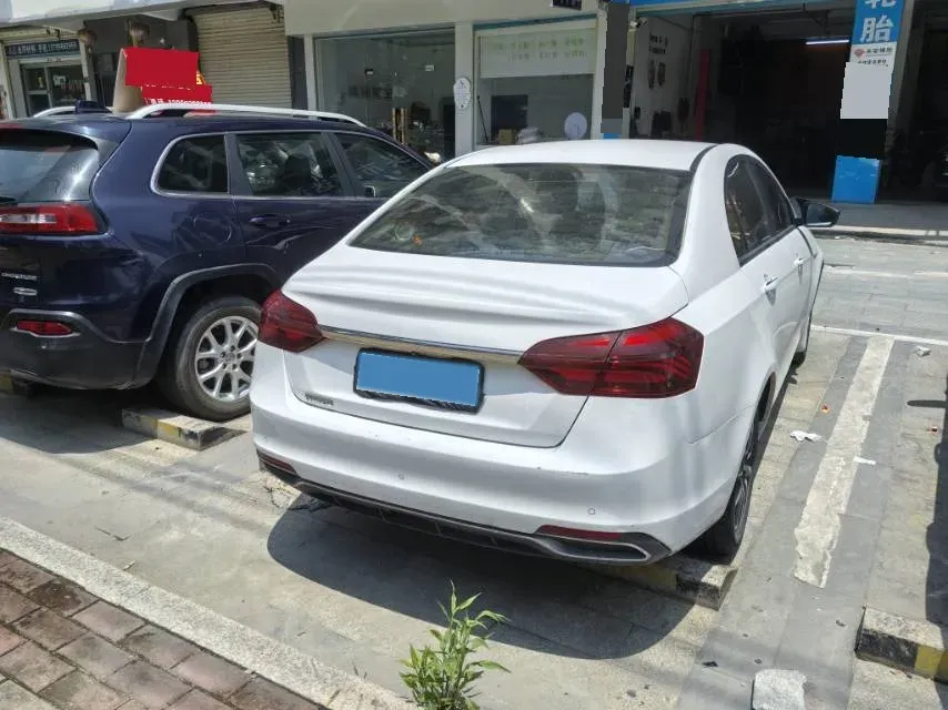 2019 Geely Emgrand 1.5L 109HP L4 5MT,autocango,china used car exporter,china ev exporter,chinese used car exporter,chinese used ev exporter