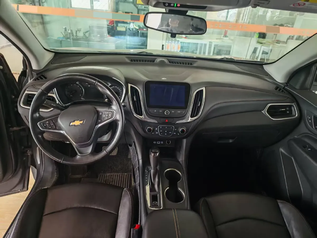 2019 Chevrolet Equinox 1.5T 180HP L4 6AT,autocango,china used car exporter,china ev exporter,chinese used car exporter,chinese used ev exporter