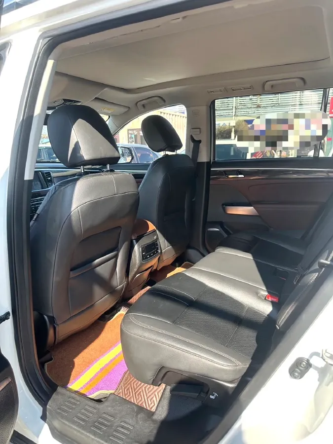 2017 GAC Trumpchi GS8 2.0T 201HP L4 6AT,autocango,china used car exporter,china ev exporter,chinese used car exporter,chinese used ev exporter