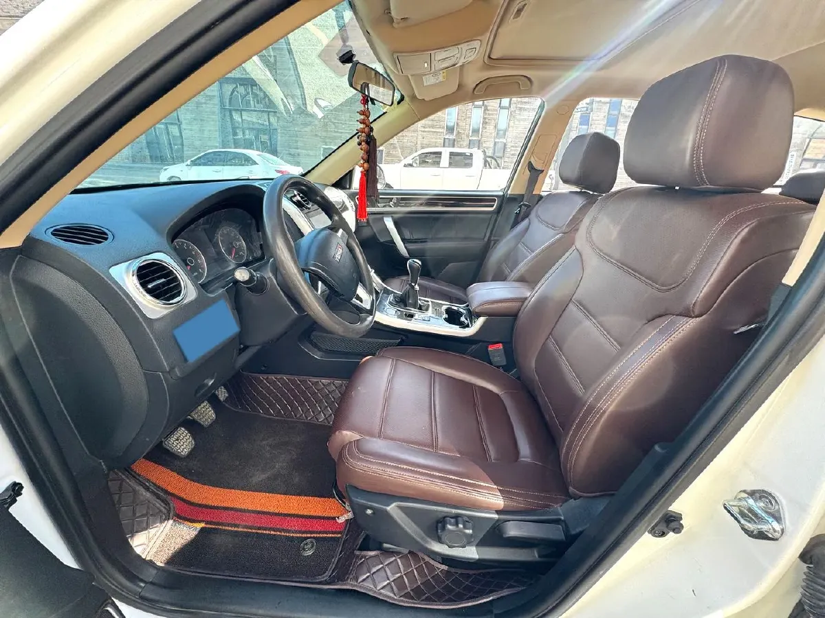 2018 Yema SiPaiKa 1.5L 112HP L4 5MT,autocango,china used car exporter,china ev exporter,chinese used car exporter,chinese used ev exporter