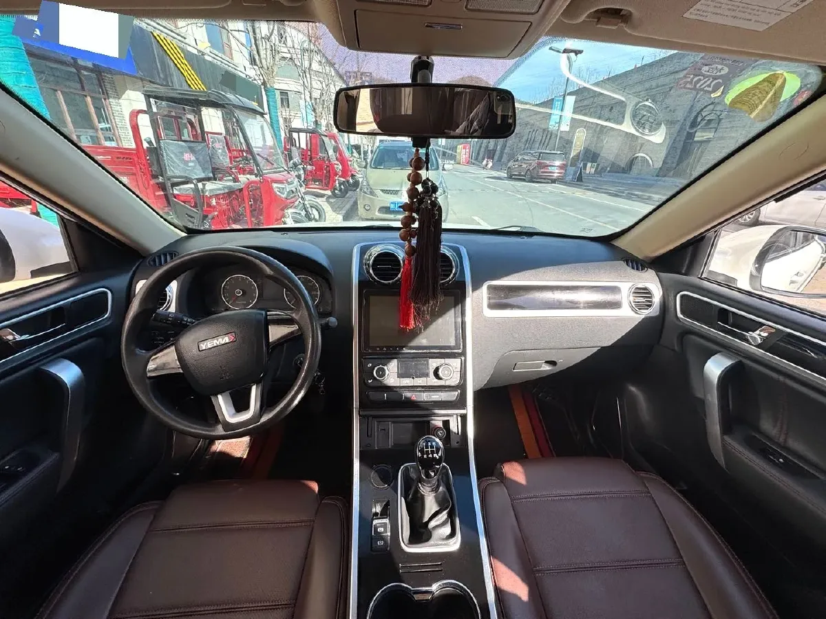 2018 Yema SiPaiKa 1.5L 112HP L4 5MT,autocango,china used car exporter,china ev exporter,chinese used car exporter,chinese used ev exporter