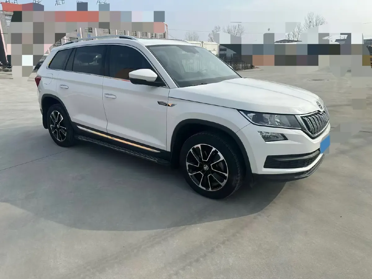 2019 Skoda Superb 2.0T 220HP L4 7DCT,autocango,china used car exporter,china ev exporter,chinese used car exporter,chinese used ev exporter