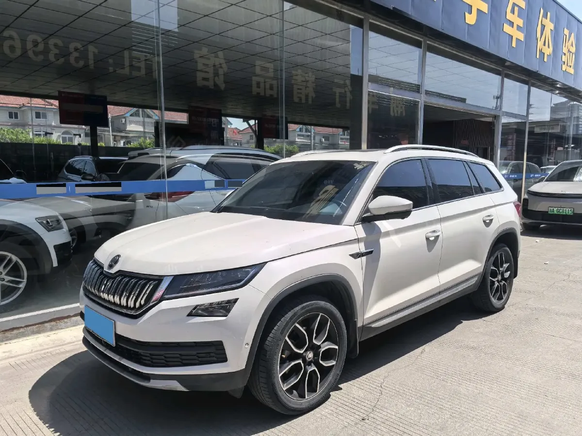 2018 Skoda Kodiak 2.0T 186HP L4 7DCT,autocango,china used car exporter,china ev exporter,chinese used car exporter,chinese used ev exporter