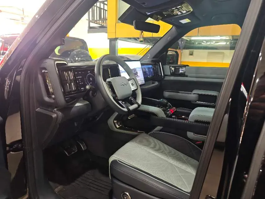 2023 FangChengBao Bao 5 1.5T 194HP L4 E-CVT PHEV 31.8KWH,autocango,china used car exporter,china ev exporter,chinese used car exporter,chinese used ev exporter