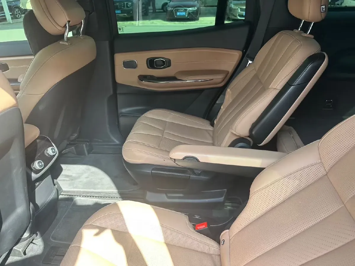 2022 NIO ES8 BEV 100KWH,autocango,china used car exporter,china ev exporter,chinese used car exporter,chinese used ev exporter