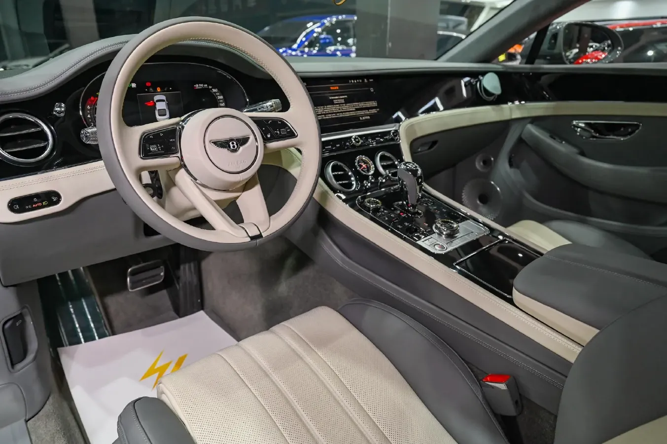 2026 Bentley Continental 4.0T 600HP V8 8DCT PHEV,autocango,china used car exporter,china ev exporter,chinese used car exporter,chinese used ev exporter