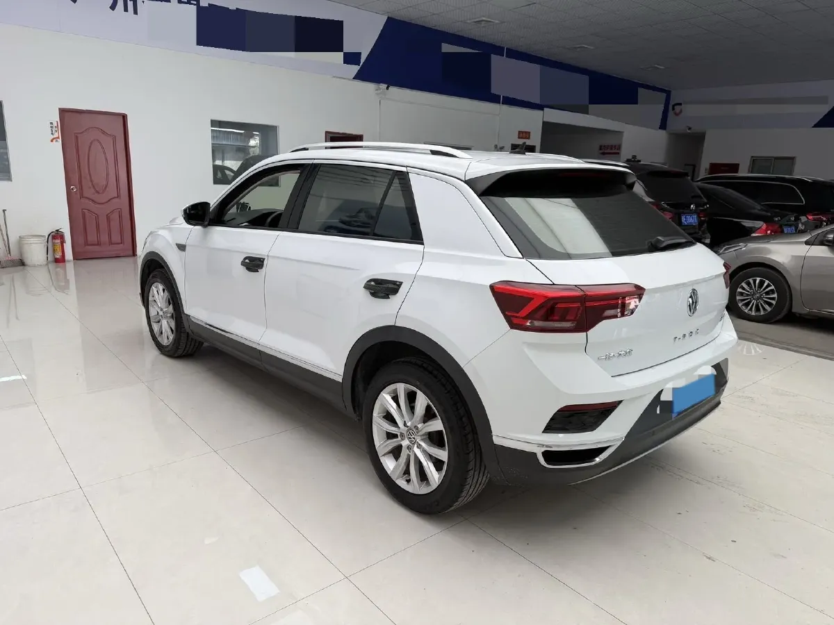 2020 Volkswagen T-Roc 1.4T 131HP L4 7DCT,autocango,china used car exporter,china ev exporter,chinese used car exporter,chinese used ev exporter