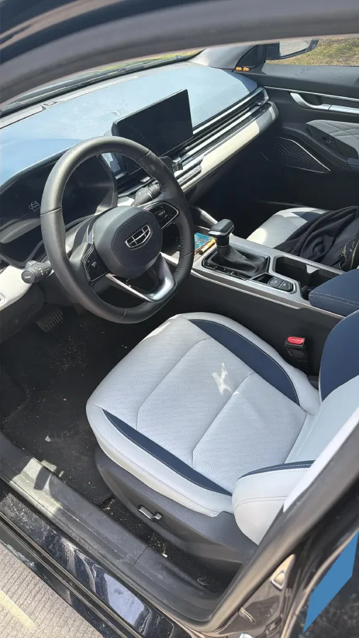 2022 Geely Emgrand 1.5L 114HP L4 CVT,autocango,china used car exporter,china ev exporter,chinese used car exporter,chinese used ev exporter