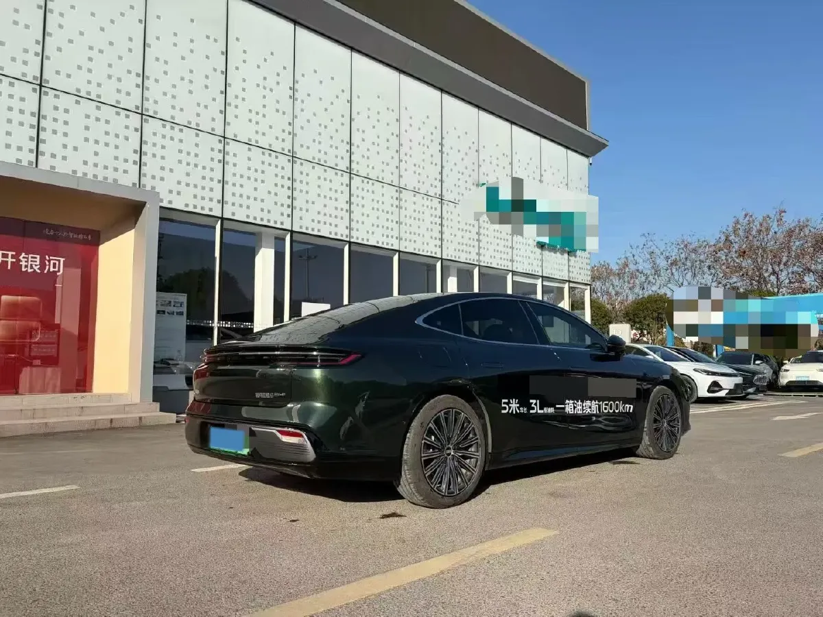 2025 Geely Galaxy Starshine 8 1.5T 163HP L4 3DHT PHEV 27.69KWH,autocango,china used car exporter,china ev exporter,chinese used car exporter,chinese used ev exporter