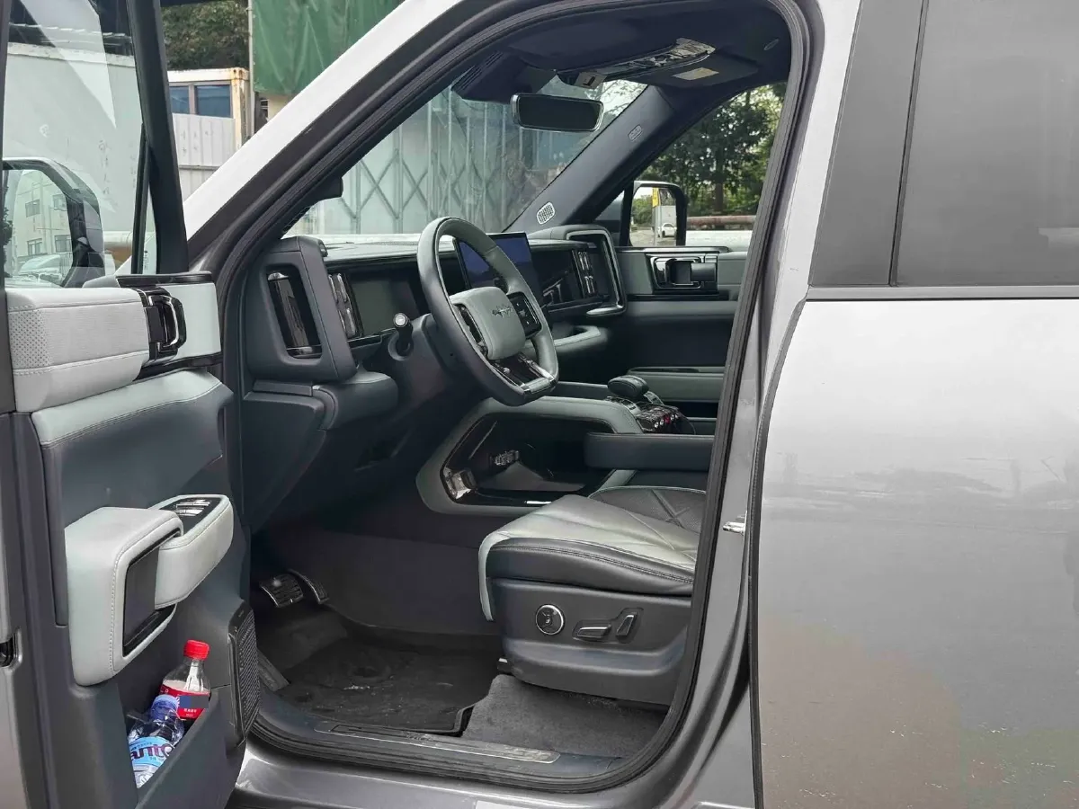 2023 FangChengBao Bao 5 1.5T 194HP L4 E-CVT PHEV 31.8KWH,autocango,china used car exporter,china ev exporter,chinese used car exporter,chinese used ev exporter