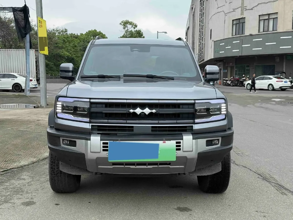 2023 FangChengBao Bao 5 1.5T 194HP L4 E-CVT PHEV 31.8KWH,autocango,china used car exporter,china ev exporter,chinese used car exporter,chinese used ev exporter