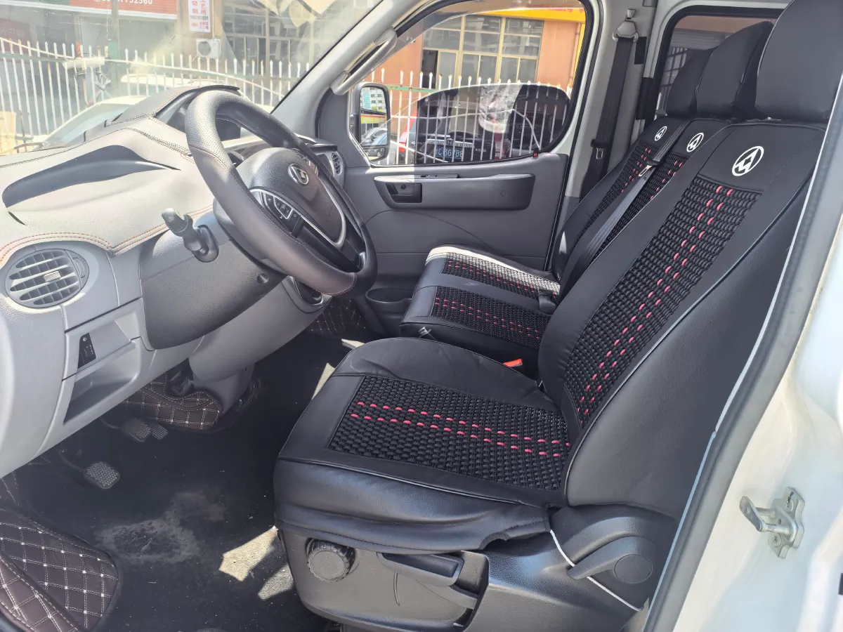 2020 MAXUS T70 2.0T 163HP L4 6MT,autocango,china used car exporter,china ev exporter,chinese used car exporter,chinese used ev exporter