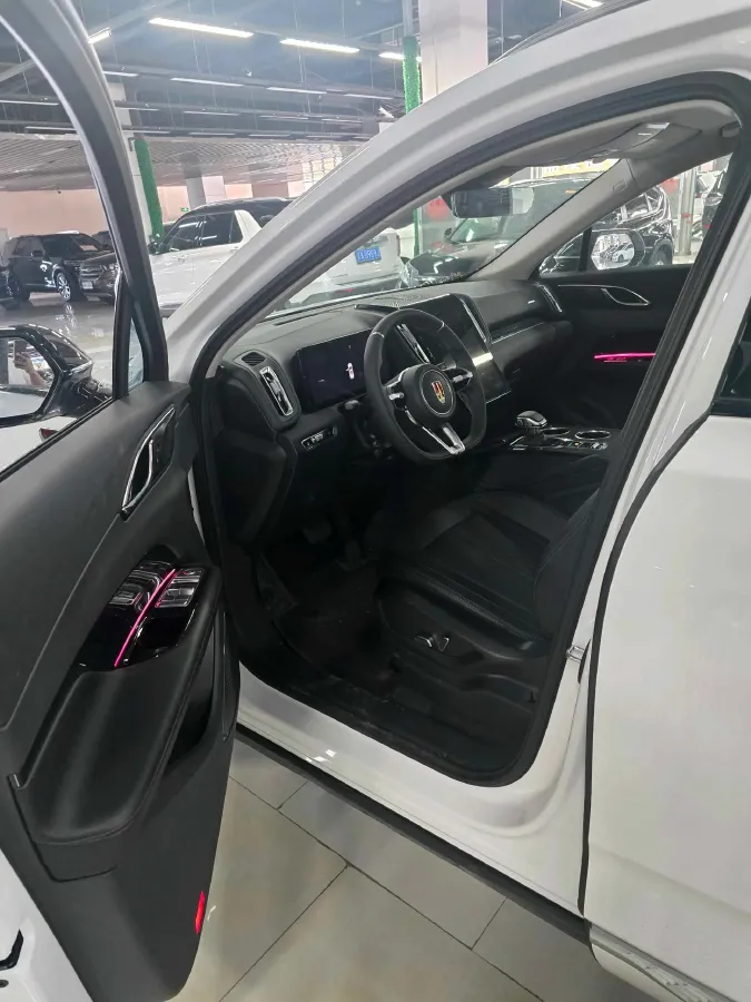 2024 HongQi HS3 1.5T 169HP L4 1DHT PHEV 18.4KWH,autocango,china used car exporter,china ev exporter,chinese used car exporter,chinese used ev exporter