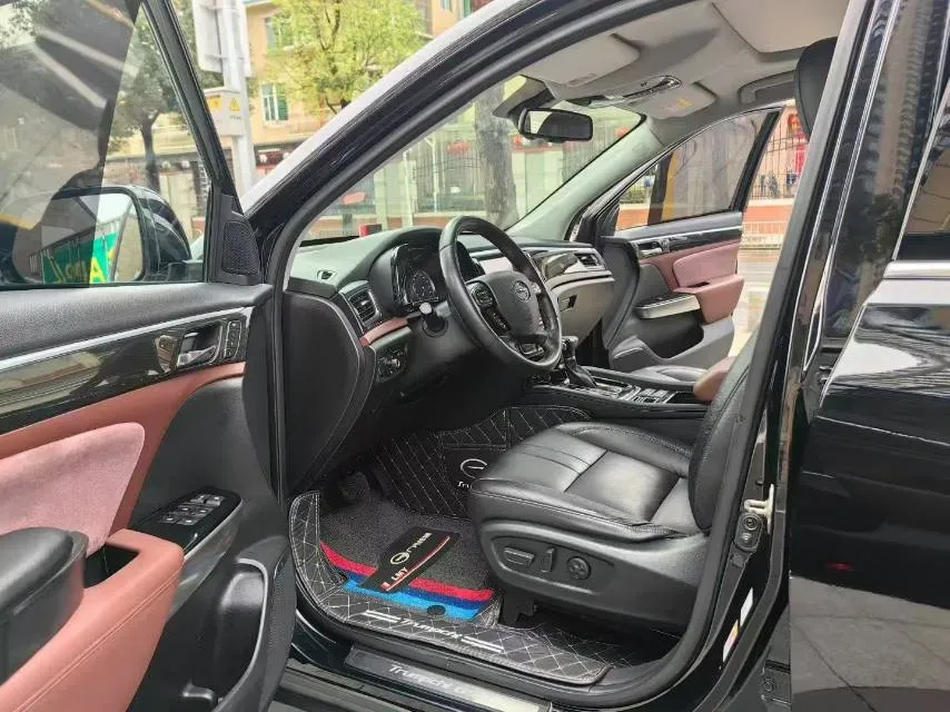 2017 GAC Trumpchi GS8 2.0T 201HP L4 6AT,autocango,china used car exporter,china ev exporter,chinese used car exporter,chinese used ev exporter