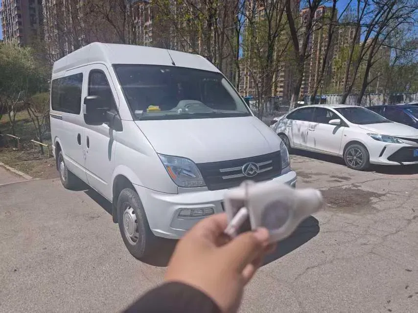 2015 MAXUS XinTu V80 2.5T 136HP L4 5MT,autocango,china used car exporter,china ev exporter,chinese used car exporter,chinese used ev exporter