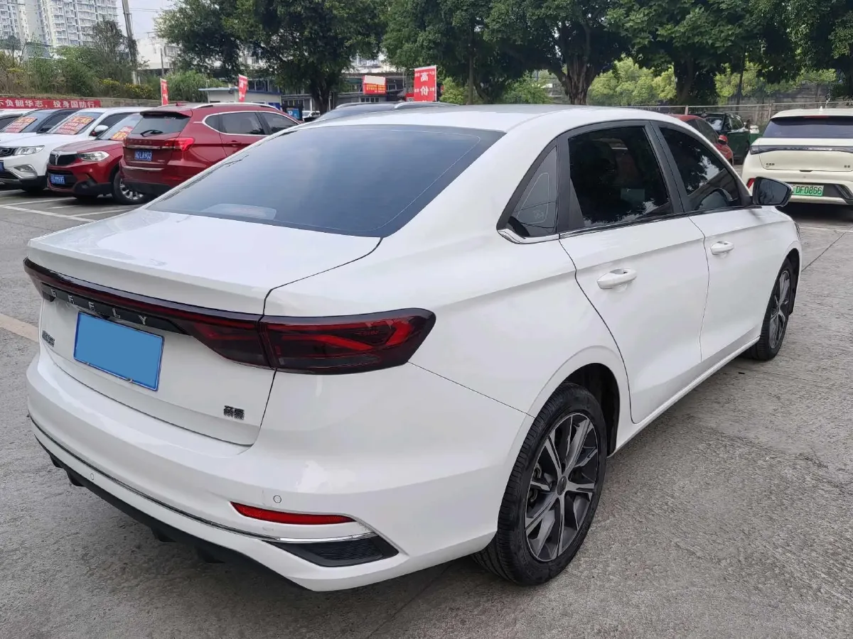 2022 Geely Emgrand 1.5L 114HP L4 CVT,autocango,china used car exporter,china ev exporter,chinese used car exporter,chinese used ev exporter