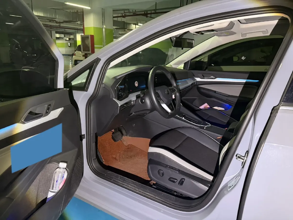 2023 Volkswagen Golf 1.4T 150HP L4 7DCT,autocango,china used car exporter,china ev exporter,chinese used car exporter,chinese used ev exporter