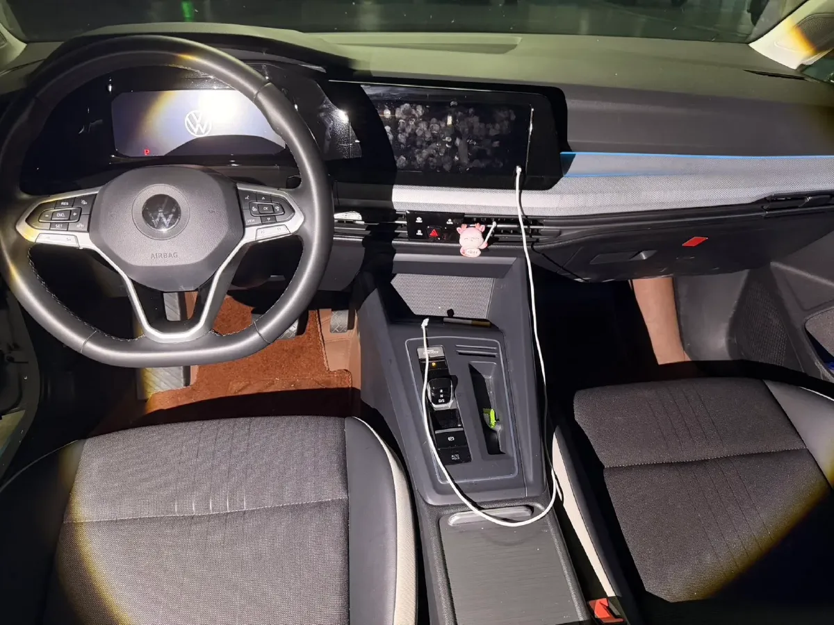 2023 Volkswagen Golf 1.4T 150HP L4 7DCT,autocango,china used car exporter,china ev exporter,chinese used car exporter,chinese used ev exporter