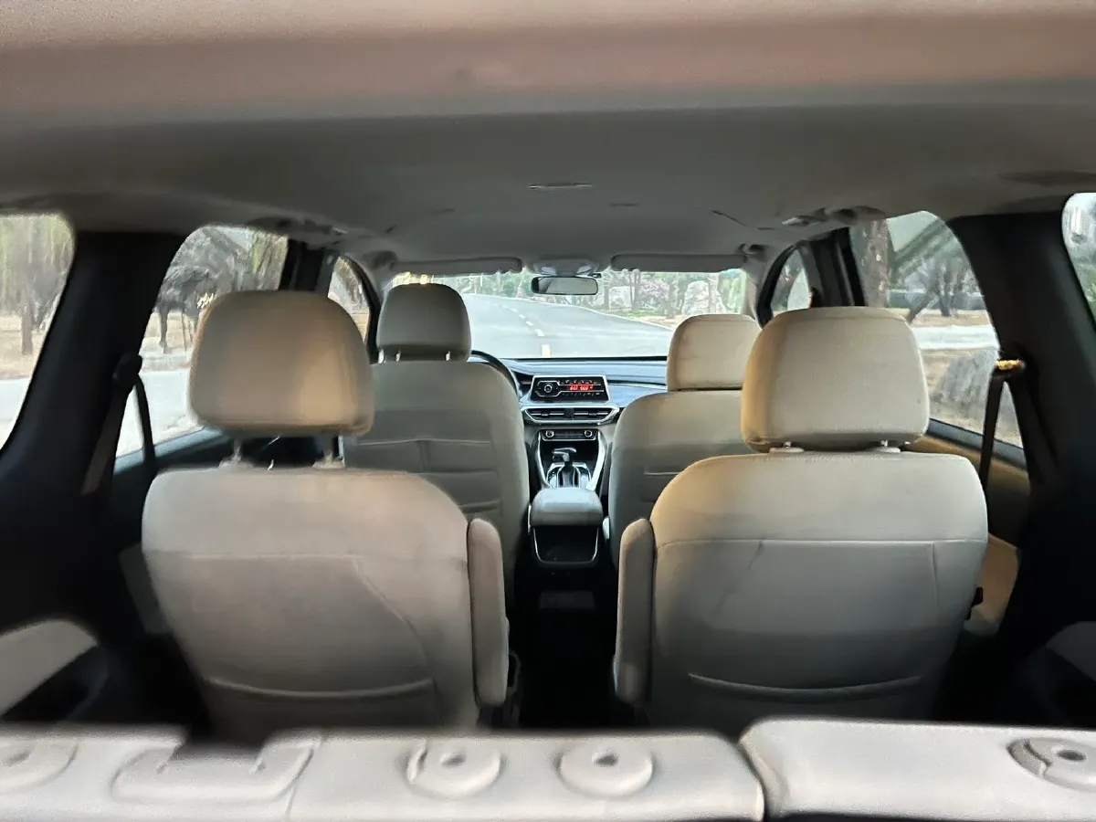 2021 MAXUS G50 1.5T 169HP L4 7DCT,autocango,china used car exporter,china ev exporter,chinese used car exporter,chinese used ev exporter