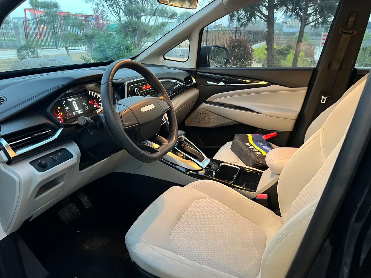 2021 MAXUS G50 1.5T 169HP L4 7DCT,autocango,china used car exporter,china ev exporter,chinese used car exporter,chinese used ev exporter