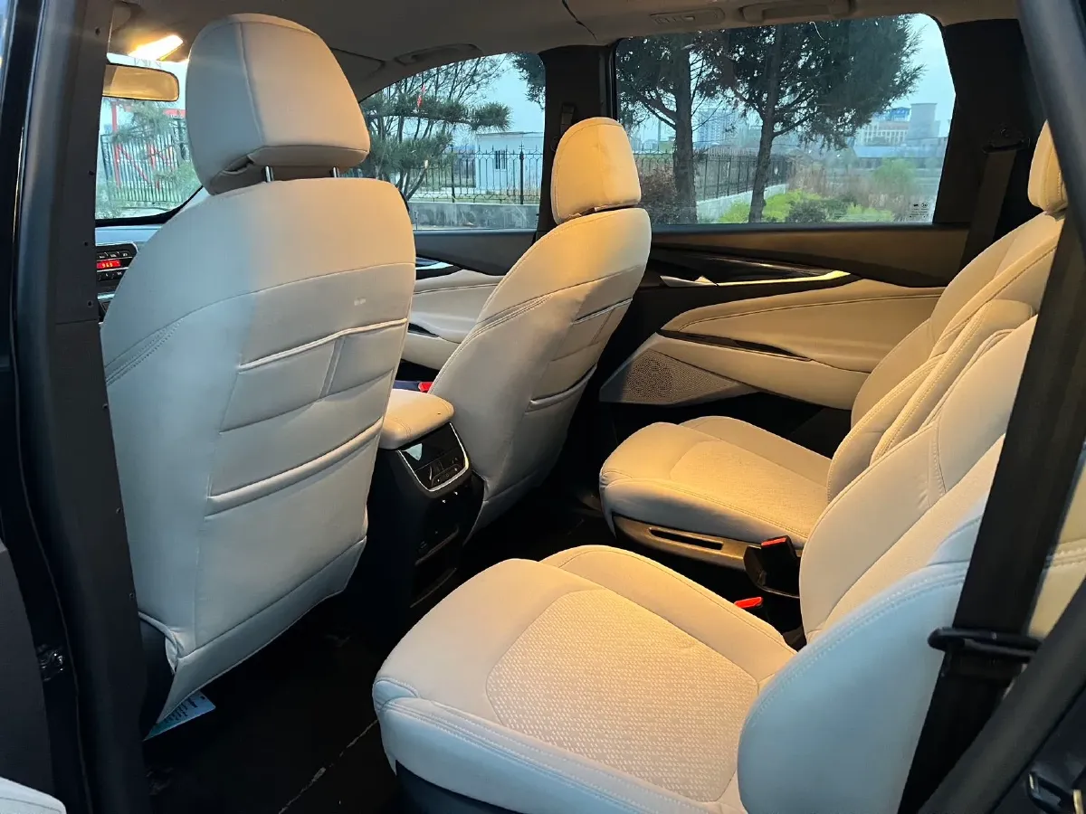 2021 MAXUS G50 1.5T 169HP L4 7DCT,autocango,china used car exporter,china ev exporter,chinese used car exporter,chinese used ev exporter