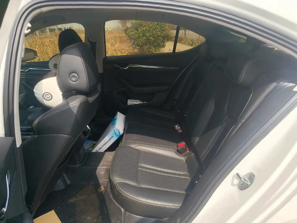 2022 Skoda Octavia 1.4T 150HP L4 7DCT,autocango,china used car exporter,china ev exporter,chinese used car exporter,chinese used ev exporter