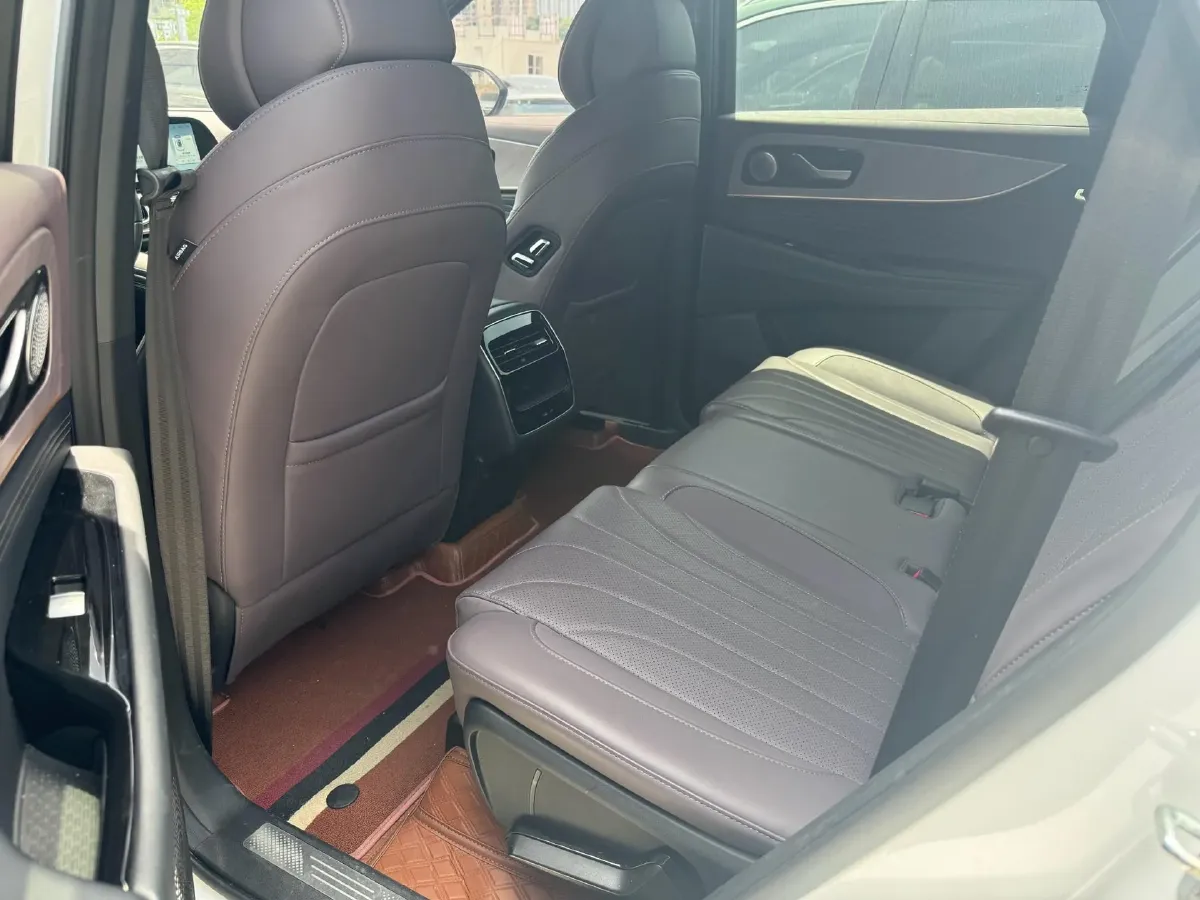 2025 Chery Tiggo 9 2.0T 261HP L4 8AT,autocango,china used car exporter,china ev exporter,chinese used car exporter,chinese used ev exporter