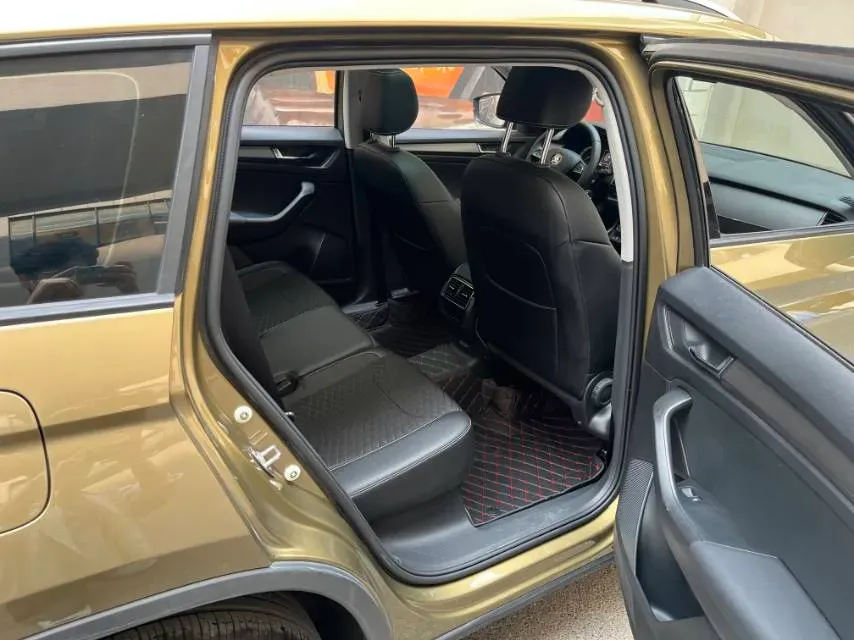 2018 Skoda Kodiak 2.0T 186HP L4 7DCT,autocango,china used car exporter,china ev exporter,chinese used car exporter,chinese used ev exporter