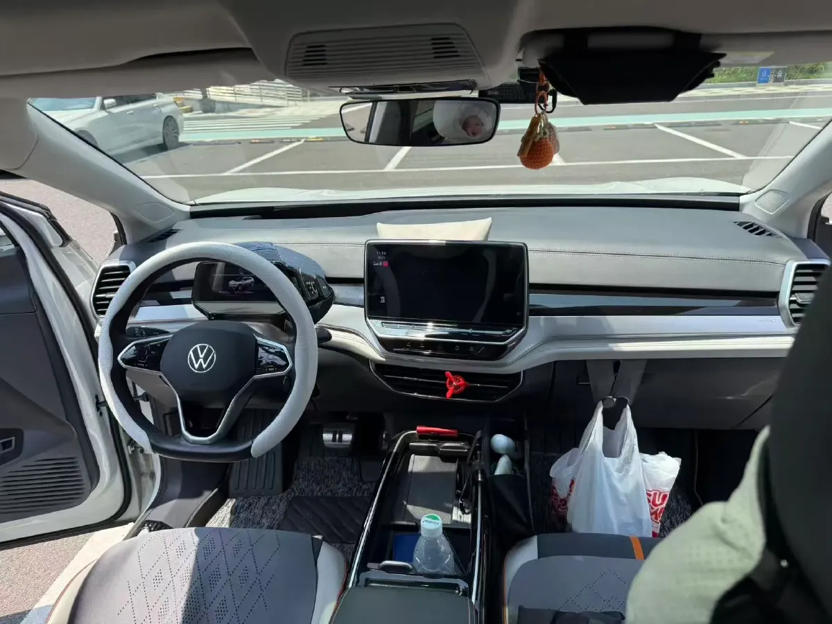 2022 ARCFOX αT BEV 94.5KWH,autocango,china used car exporter,china ev exporter,chinese used car exporter,chinese used ev exporter