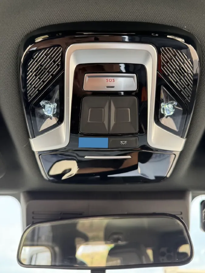 2024 212 212 T01 2.0T 252HP L4 8AT,autocango,china used car exporter,china ev exporter,chinese used car exporter,chinese used ev exporter