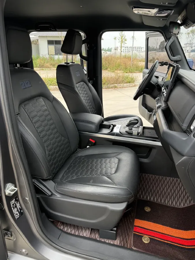 2024 212 212 T01 2.0T 252HP L4 8AT,autocango,china used car exporter,china ev exporter,chinese used car exporter,chinese used ev exporter