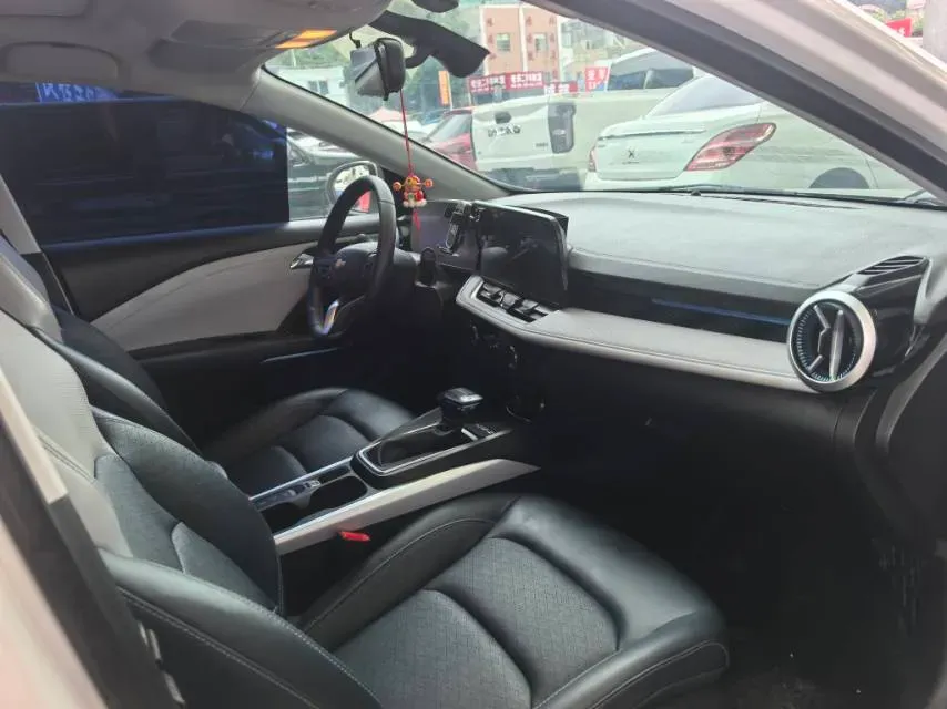 2023 Chevrolet Monza 1.5L 113HP L4 6DCT,autocango,china used car exporter,china ev exporter,chinese used car exporter,chinese used ev exporter