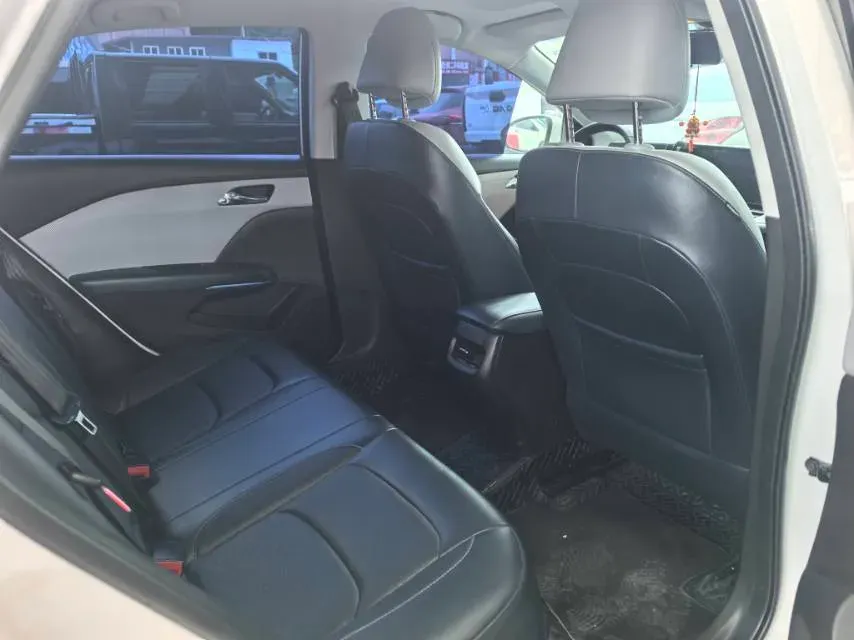 2023 Chevrolet Monza 1.5L 113HP L4 6DCT,autocango,china used car exporter,china ev exporter,chinese used car exporter,chinese used ev exporter