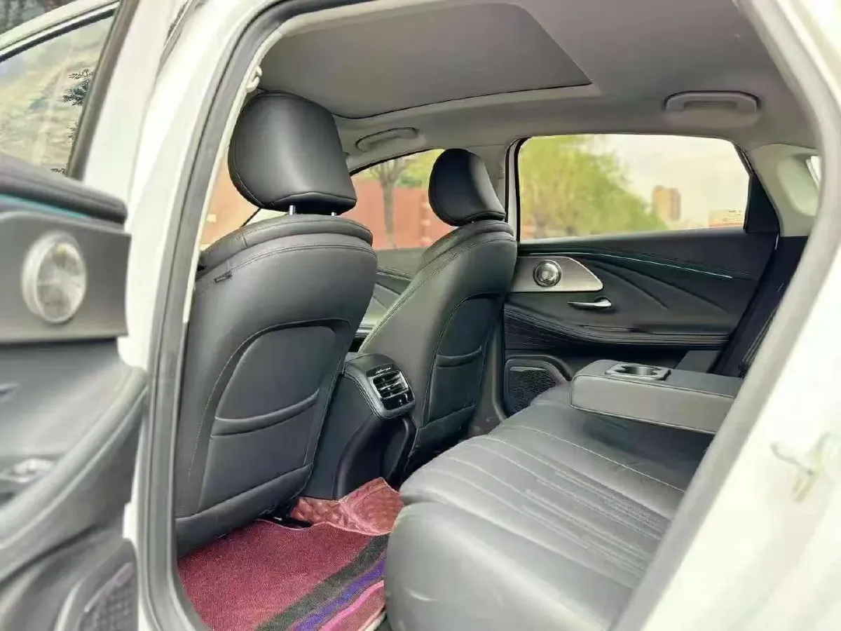 2024 Fulwin FulwinA8 1.5T 156HP L4 1DHT PHEV 18.3KWH,autocango,china used car exporter,china ev exporter,chinese used car exporter,chinese used ev exporter