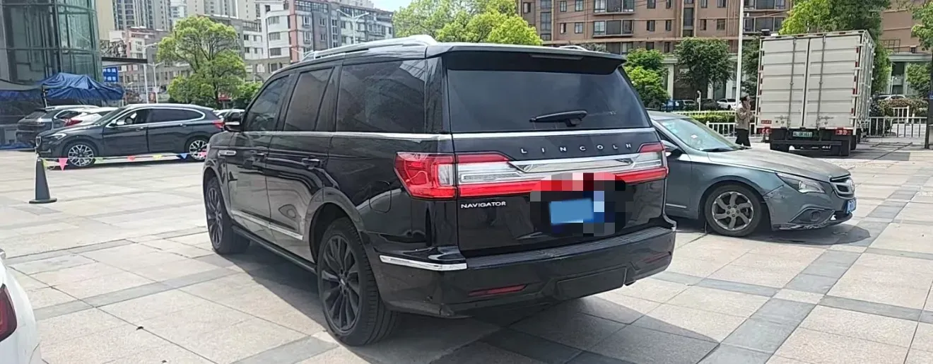 2018 Lincoln Navigator 3.5T 415HP V6 10AT,autocango,china used car exporter,china ev exporter,chinese used car exporter,chinese used ev exporter