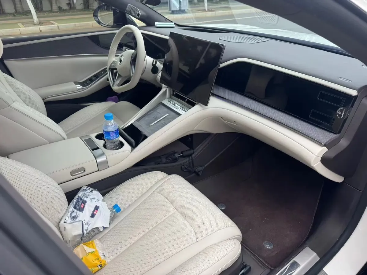 2024 Denza DenzaZ9 2.0T 207HP L4 E-CVT PHEV 38.5KWH,autocango,china used car exporter,china ev exporter,chinese used car exporter,chinese used ev exporter