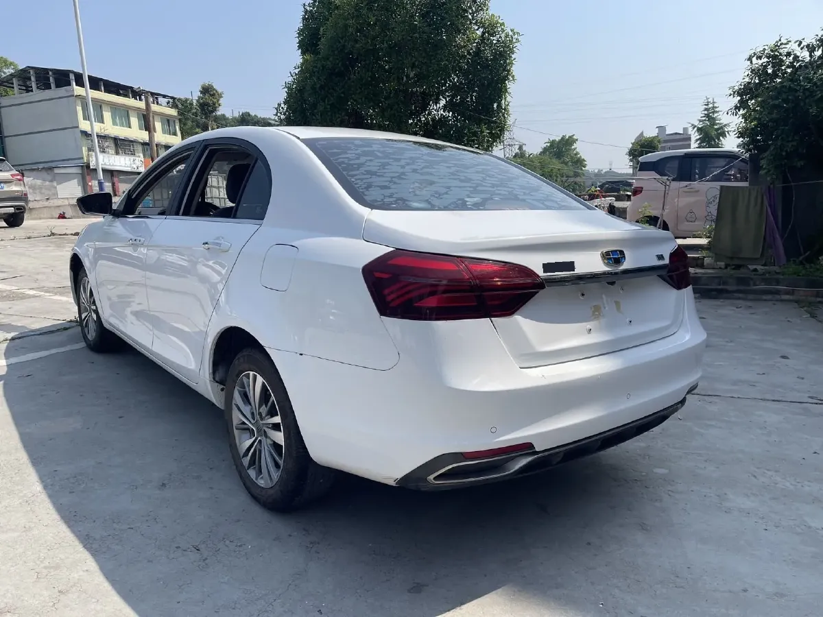 2018 Geely Emgrand 1.5L 109HP L4 5MT,autocango,china used car exporter,china ev exporter,chinese used car exporter,chinese used ev exporter