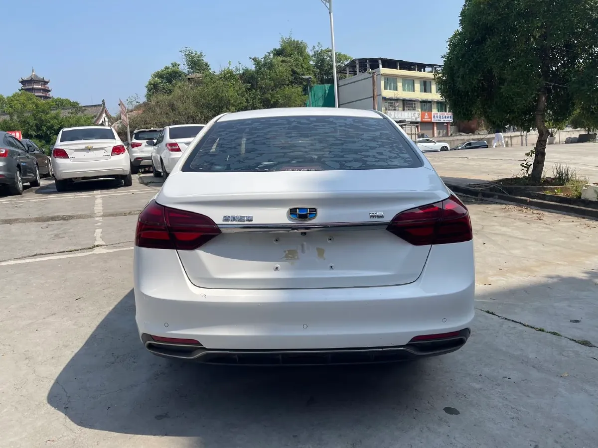 2018 Geely Emgrand 1.5L 109HP L4 5MT,autocango,china used car exporter,china ev exporter,chinese used car exporter,chinese used ev exporter