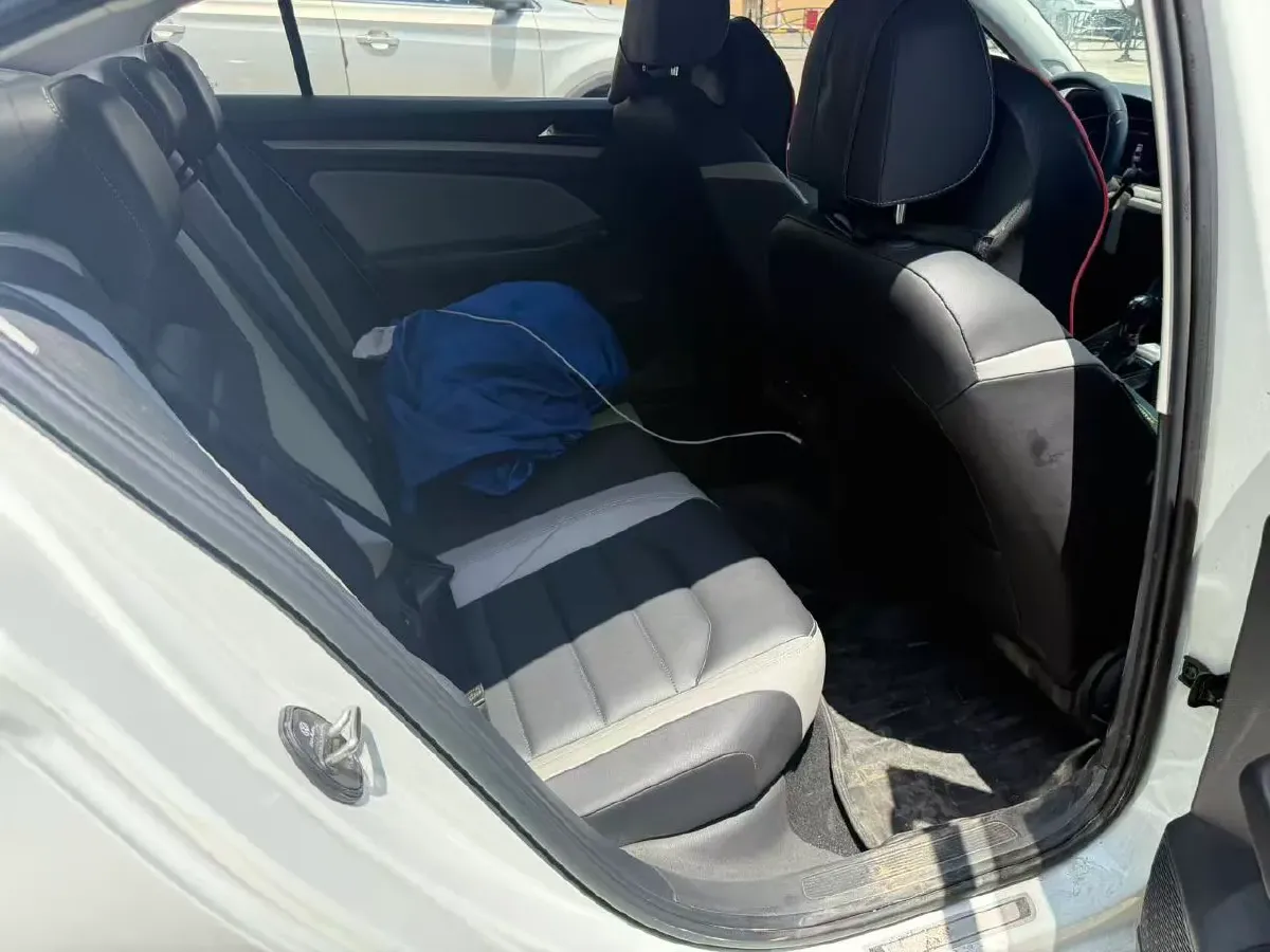 2023 Volkswagen Bora 1.5T 160HP L4 7DCT,autocango,china used car exporter,china ev exporter,chinese used car exporter,chinese used ev exporter