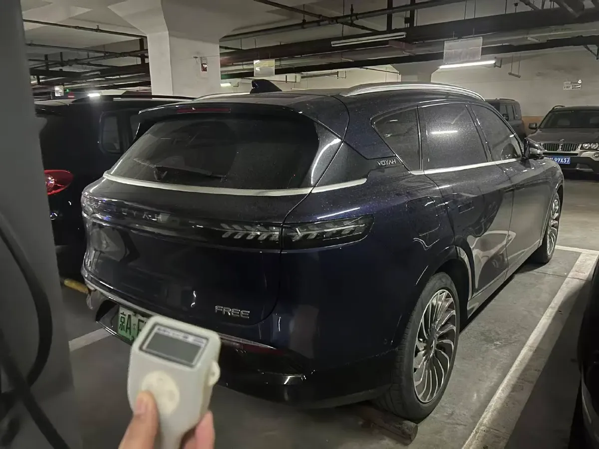 2022 Voyah FREE Range Extended 109HP REEV 33KWH,autocango,china used car exporter,china ev exporter,chinese used car exporter,chinese used ev exporter