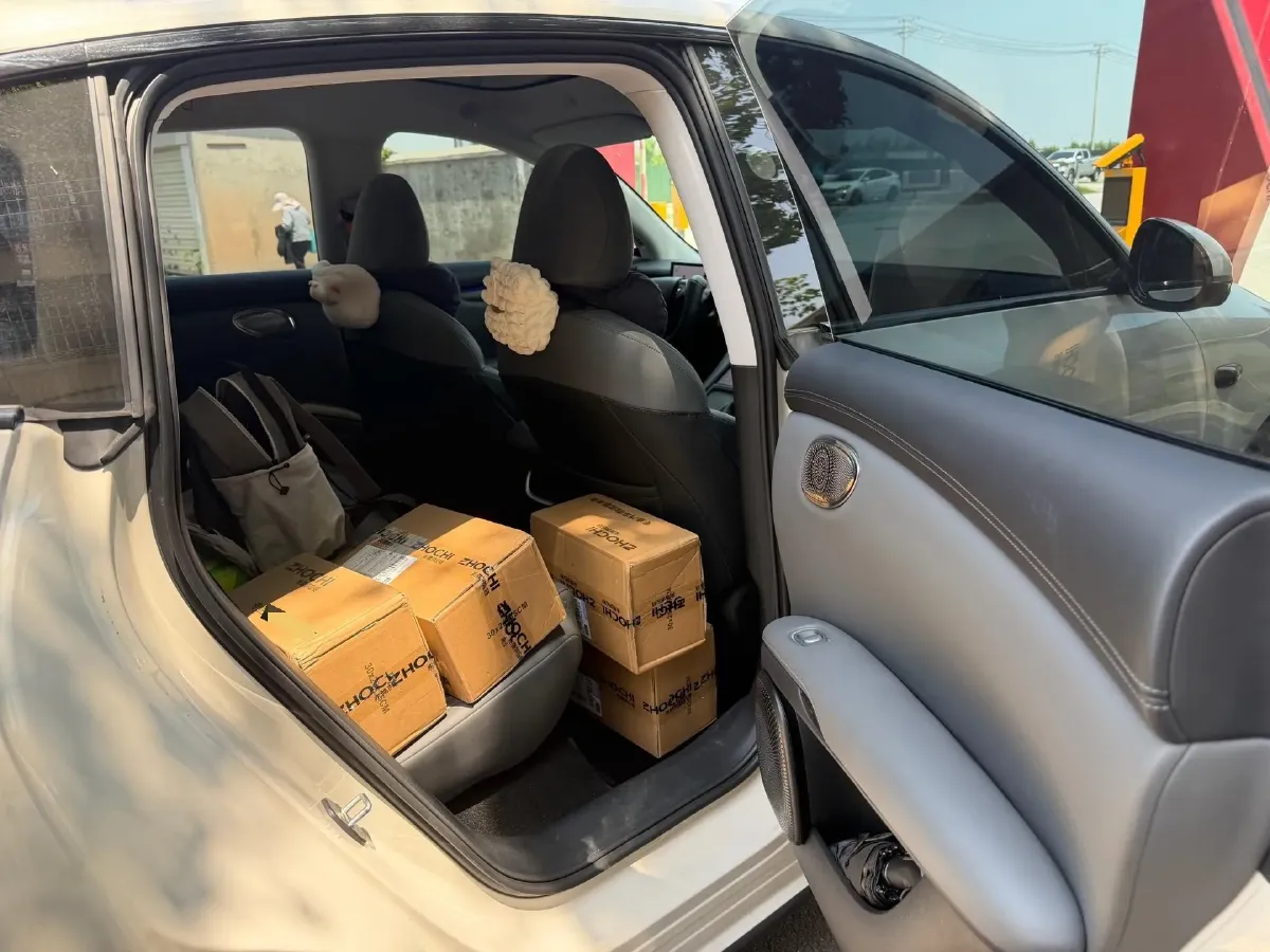 2023 IM LS6 BEV 90KWH,autocango,china used car exporter,china ev exporter,chinese used car exporter,chinese used ev exporter