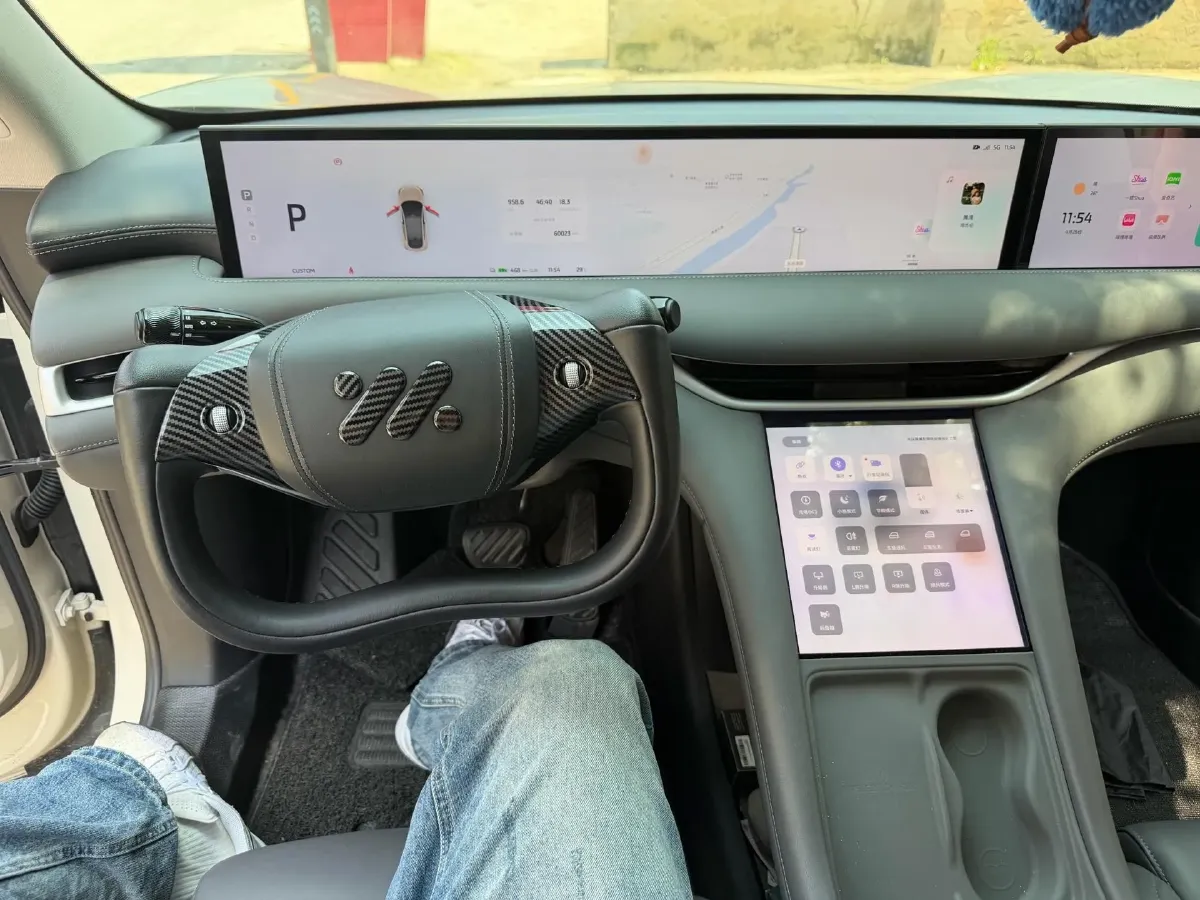 2023 IM LS6 BEV 90KWH,autocango,china used car exporter,china ev exporter,chinese used car exporter,chinese used ev exporter