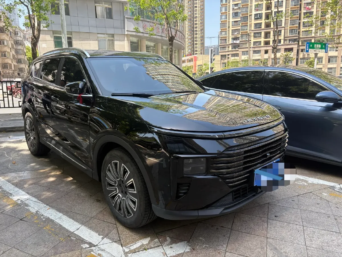2025 Jetour X70 Plus 1.5T 156HP L4 6DCT,autocango,china used car exporter,china ev exporter,chinese used car exporter,chinese used ev exporter