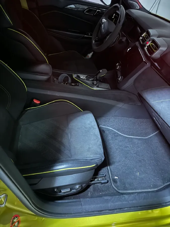 2019 LYNK&CO 03 2.0T 254HP L4 8AT,autocango,china used car exporter,china ev exporter,chinese used car exporter,chinese used ev exporter