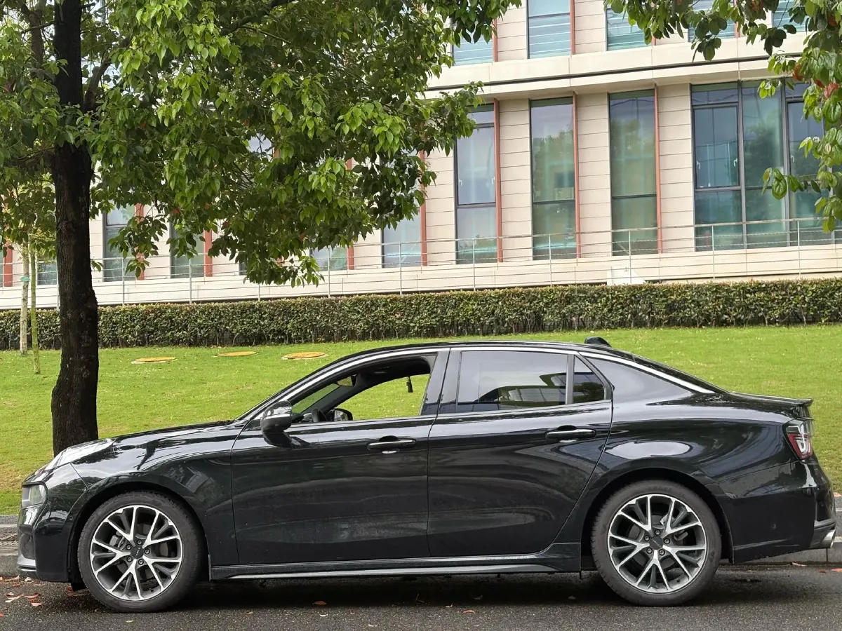 2019 LYNK&CO 01 2.0T 190HP L4 6AT,autocango,china used car exporter,china ev exporter,chinese used car exporter,chinese used ev exporter